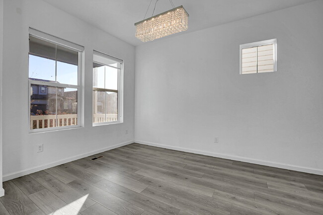 Building Photo - $2,995.95,  4-bed, 3.5-bath, located in Aurora with beautiful finishes.