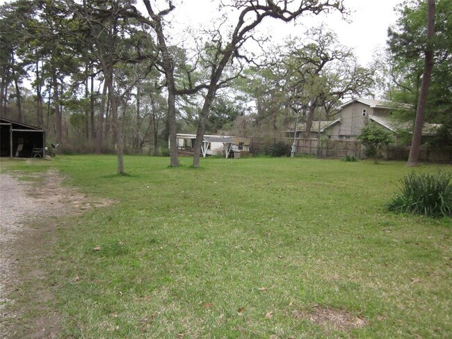 Foto del edificio - 4018 E Mossy Oaks Rd