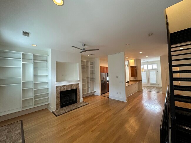 Building Photo - 624 Denmark Dr