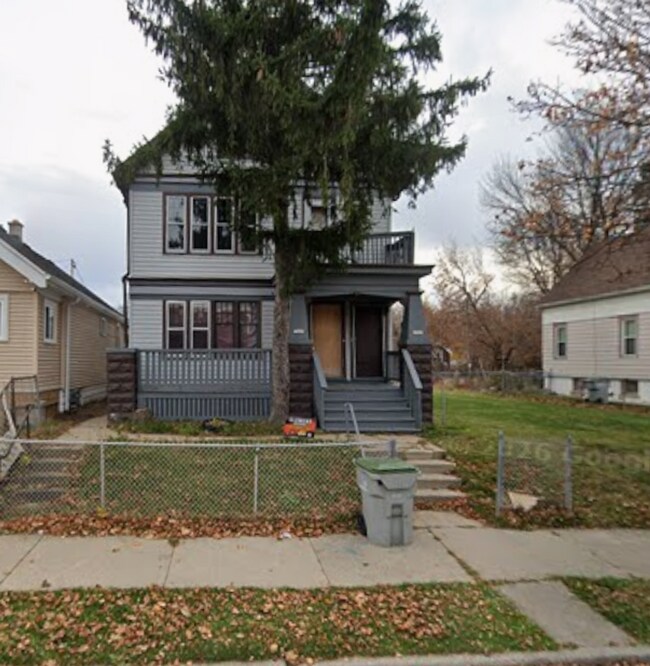 Building Photo - 1945 W Finn Pl