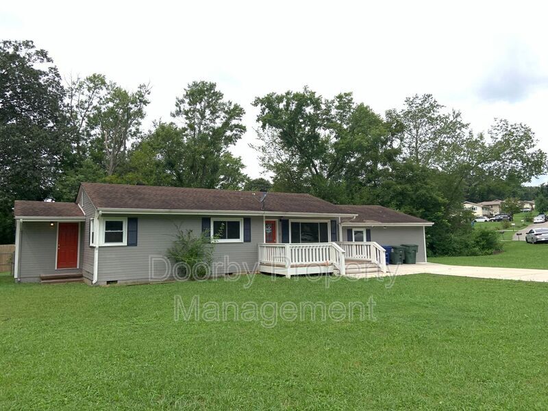 Primary Photo - 7707 Canyon Dr