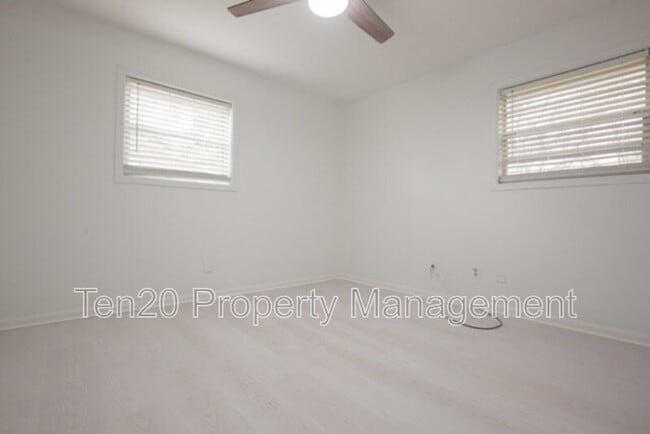 Building Photo - 5131 Trussell Ave