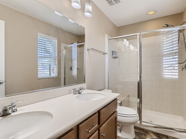 Building Photo - 10219 Tall Oaks Cir