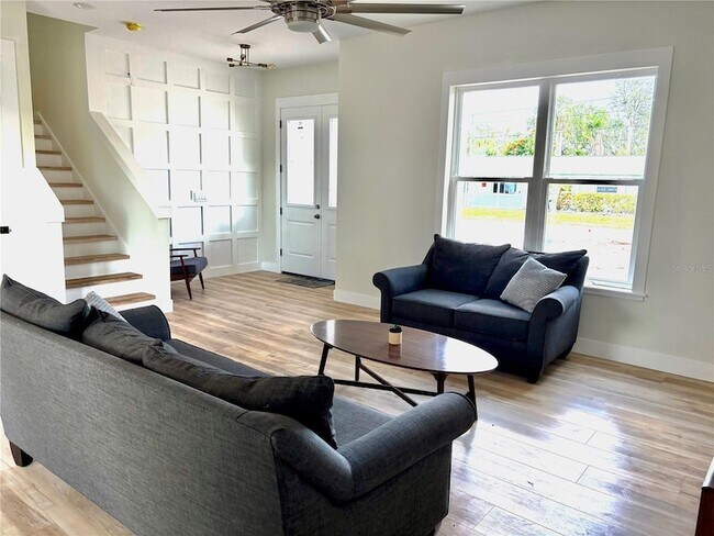 Foto del edificio - 14733 Sunset Dr