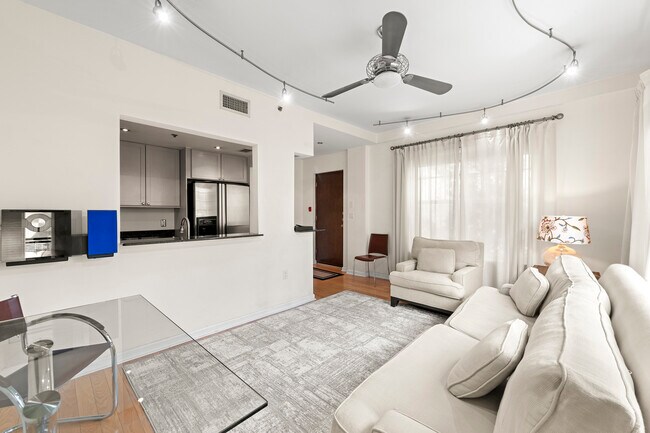 LIVING ROOM - 1614 Pennsylvania Ave