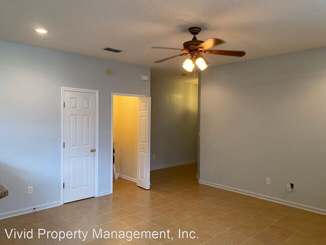 Building Photo - 3 br, 2.5 bath House - 518 Hopewell Drive