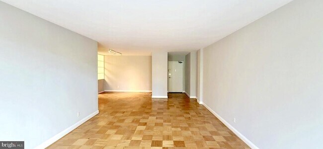 Foto del edificio - 4977 Battery Ln