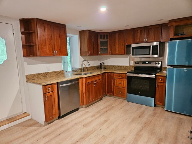 Foto del edificio - 21 Hall Ave