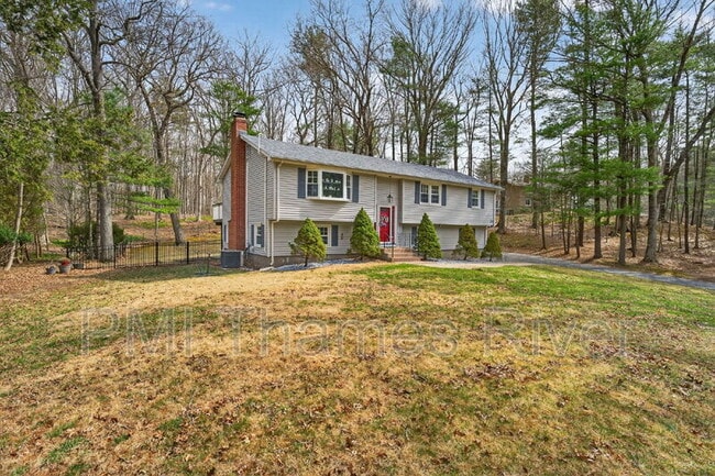 Photo - 74 Hurlburt St House