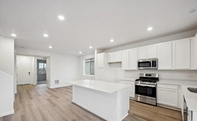 Foto del edificio - 924 Steppe Ln