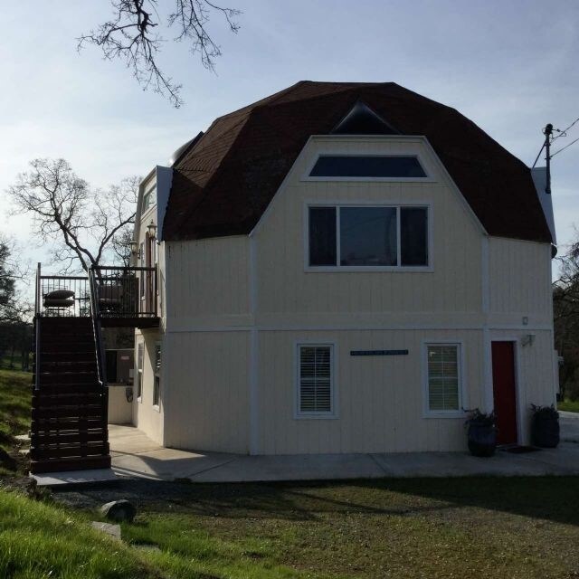 Building Photo - 4154 Arbolada Dr