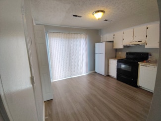 Building Photo - 9 Fonda Dr