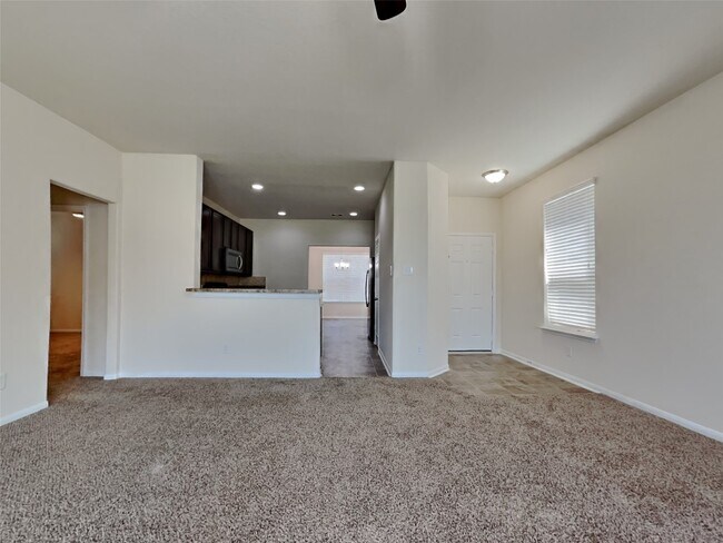 Foto del edificio - 15315 Signal Ridge Way