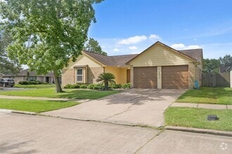 Building Photo - 6934 Renfro Dr