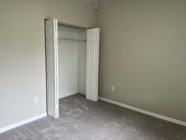 Building Photo - 844 Grand Regency Pointe