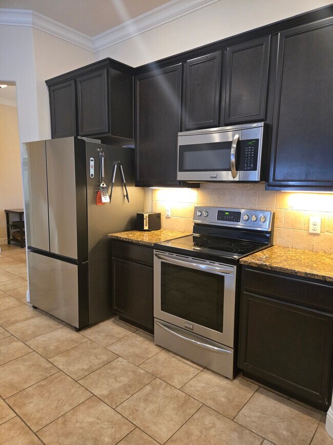 Foto del edificio - 817 E 91st St