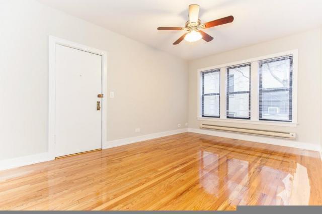 Foto del edificio - 2 bedroom in Chicago IL 60657