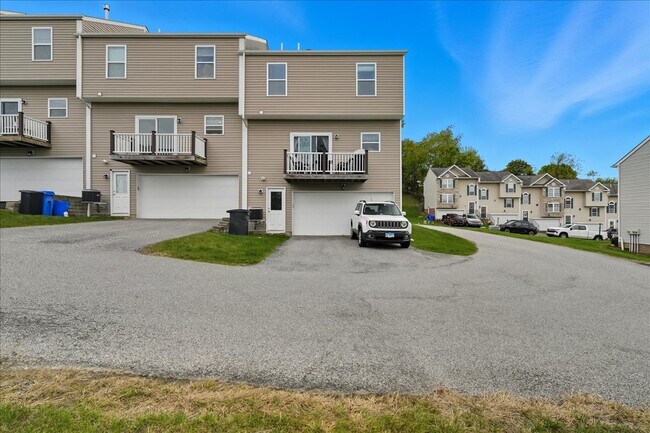 Foto del edificio - 1501 Canterbury Dr