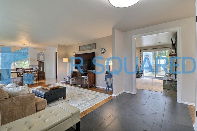 Foto del edificio - 11325 21st Pl NE