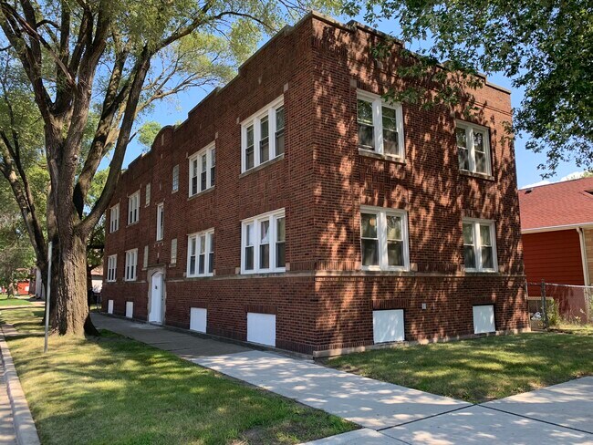 Foto del edificio - 2501 E 84th St