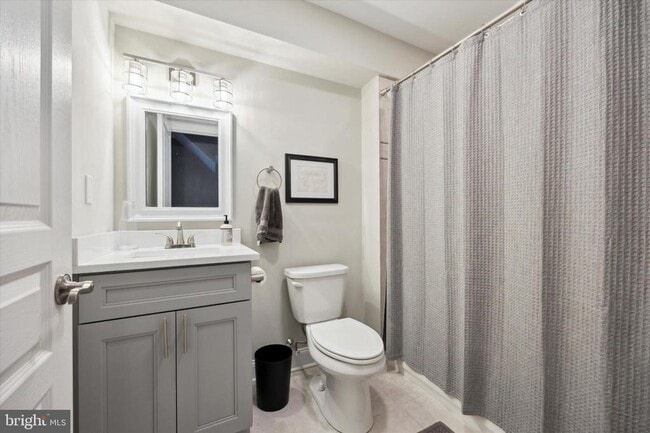 Foto del edificio - 2137 N Darien St