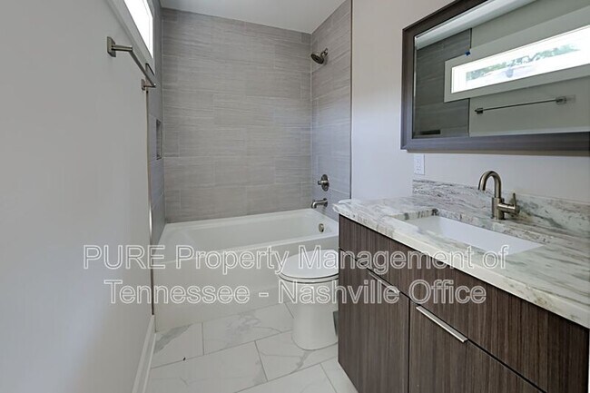 Foto del edificio - 2713 Torbett St