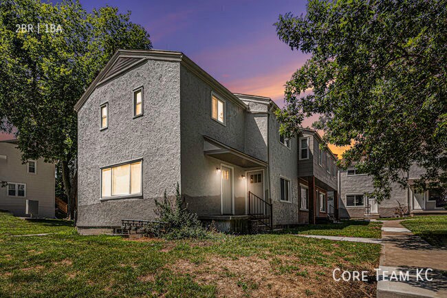 Foto principal - 5044 Baltimore Ave