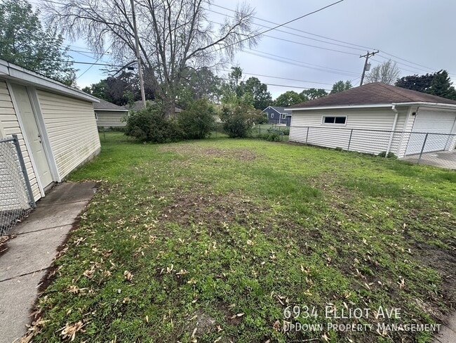 Building Photo - 6934 Elliot Ave