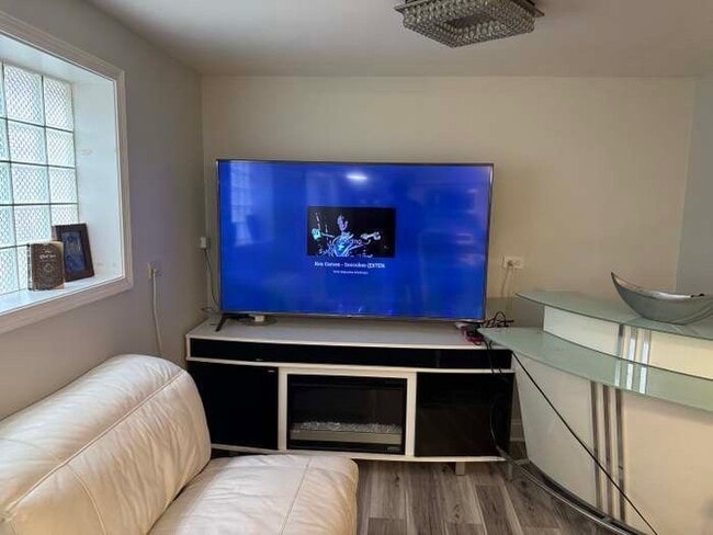 Foto del edificio - 11540 S Racine Ave