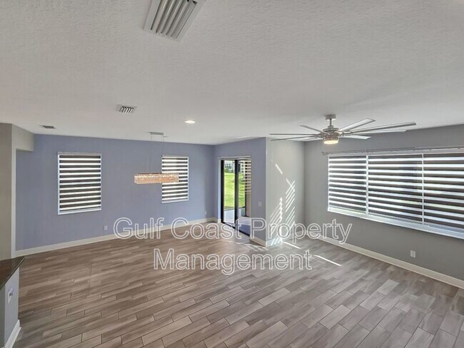 Foto del edificio - 5191 78th St Cir E