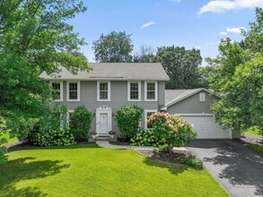 Building Photo - 16345 Victoria Curve SE