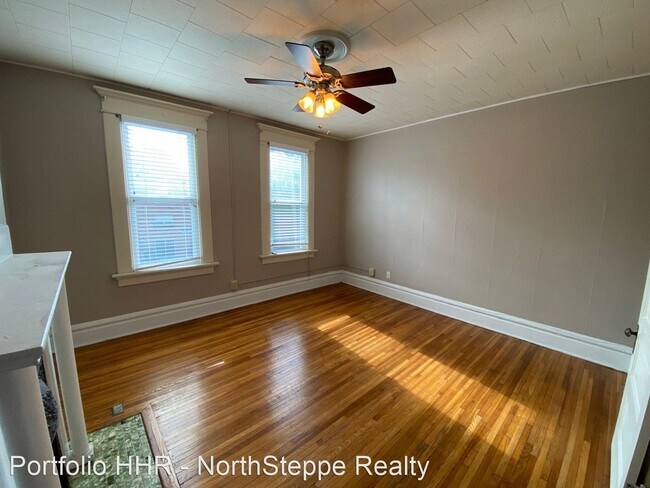 Building Photo - 1 br, 1 bath Apartment - 1467 Worthington ...