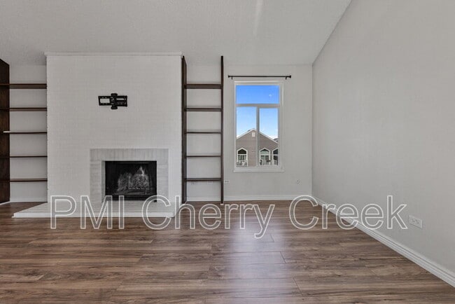 Foto del edificio - 3424 S Locust St