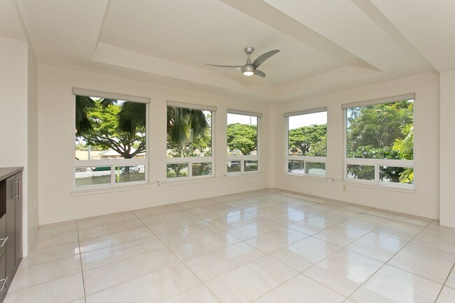 Foto del edificio - Wonderfully located - Three bedroom two ba...
