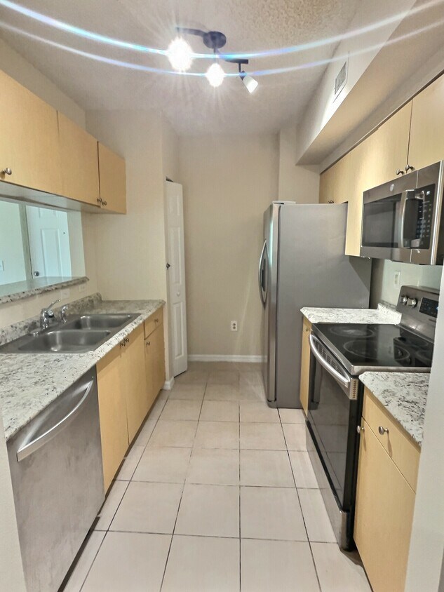 2120 W Preserve Way Unit 302, Miramar, FL 33025 Condo for Rent in
