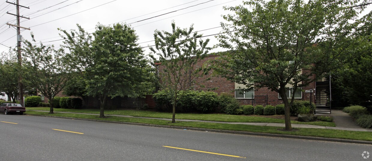 Foto del edificio - Windsor Village