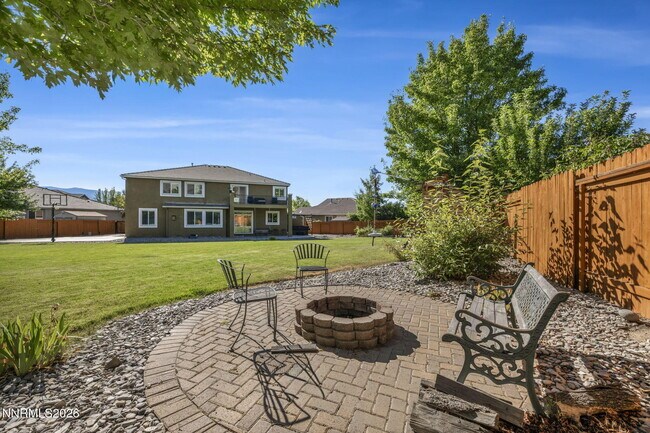 Foto del edificio - 2425 Crooked Canyon Ct