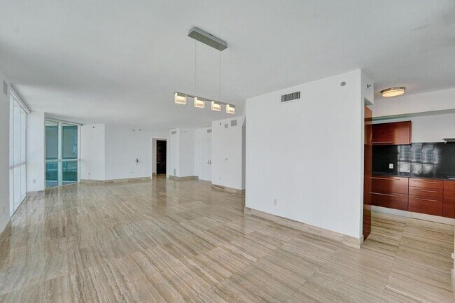 Foto del edificio - 101 S Fort Lauderdale Beach Blvd