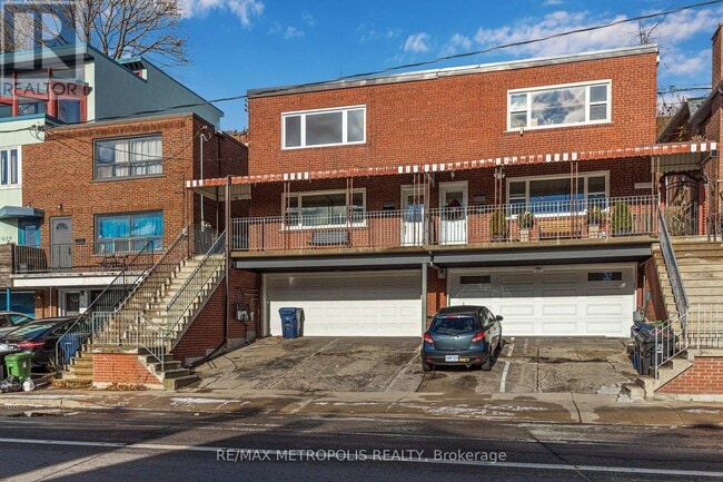 Building Photo - 1030 Davenport Rd