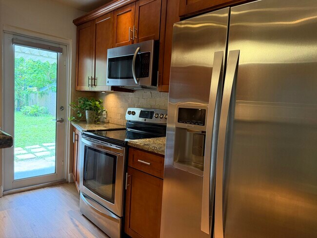 Foto del edificio - 609 SW 6th Ave