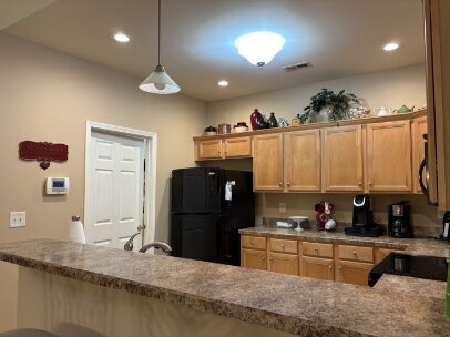 Building Photo - Not just charming but also convenient