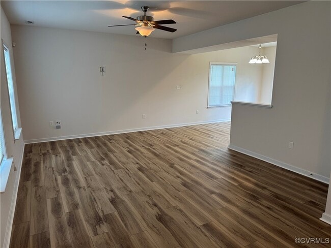 Building Photo - 713 Sibley Ave