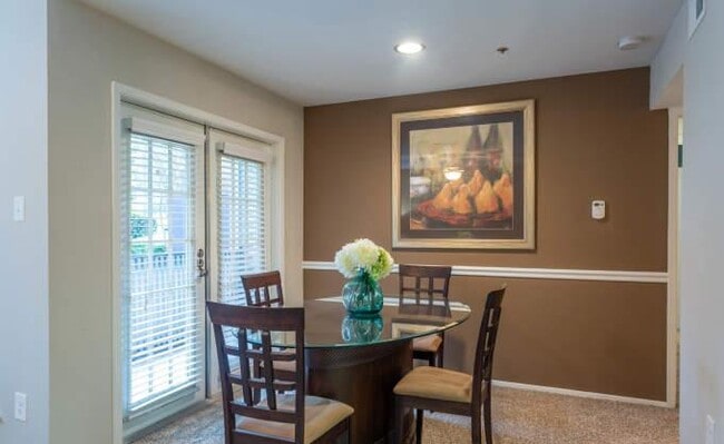 Foto del edificio - 2 bedroom in Sugar Land TX 77478