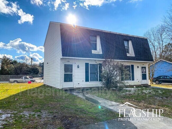 Building Photo - 107 Chesterfield Ct