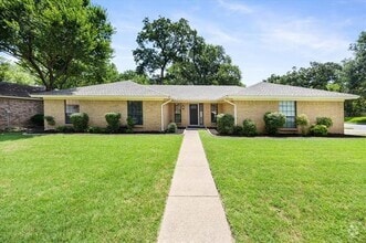 Building Photo - 1306 Timber Ridge Dr