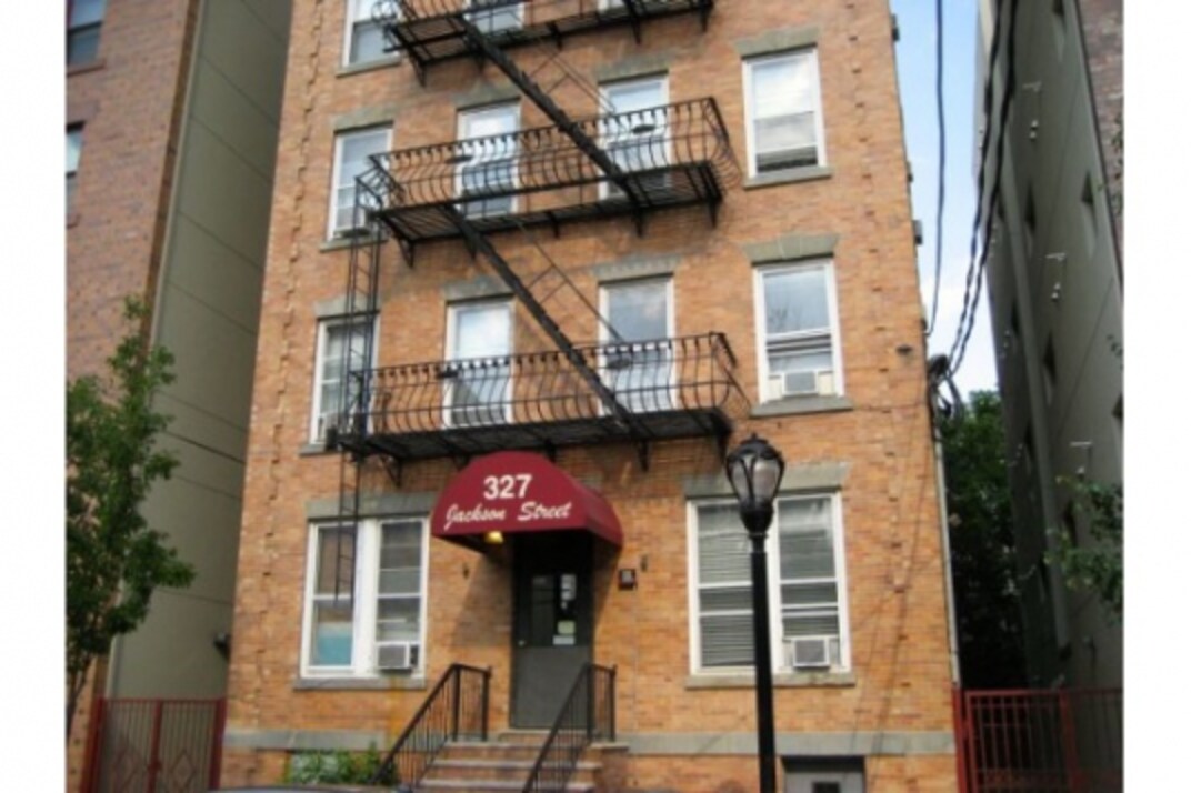 Building Photo - 327 Jackson