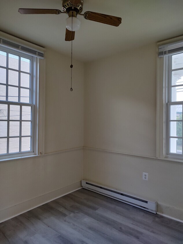 114 N East St Unit C, Culpeper, VA 22701 Apartments in Culpeper, VA