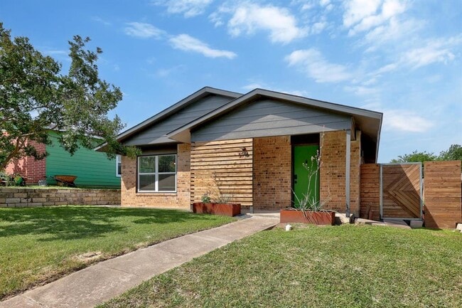 Building Photo - 5916 Signal Point
