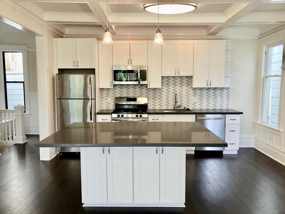 Foto principal - 2022 Larkin St
