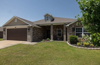 Building Photo - 6108 SW Warrington Rd